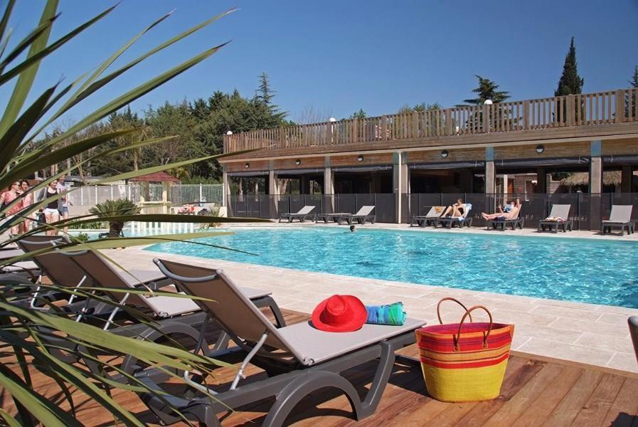 Camping Maeva Respire Ecolodge L'Etoile D'Argens Fréjus Buitenkant foto